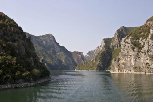 Komani lake