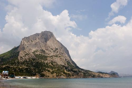 View on mount Sokol (Falcon) from Golitsyn's trail