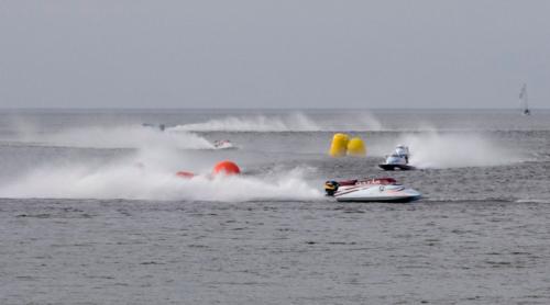 Формула 1 на воді у Вишгороді