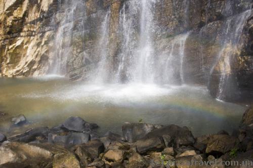 Diyaluma Falls