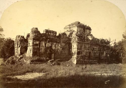 Ruins of Polonnaruwa in colonial times