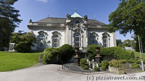 Kaiser's Palace (Kurhaus) outbuilding 