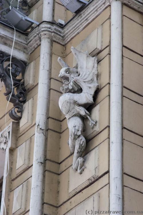 Sculpture on the Shota Rustaveli Avenue