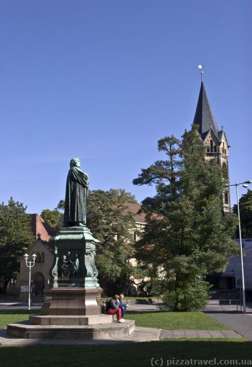 Monument to Martin Luther and the St. Nicholas Church