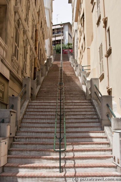 Monaco is located on the mountain slopes, such stairs are everywhere.