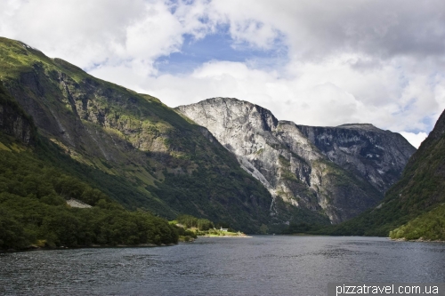 Cruise on the Sognefjord