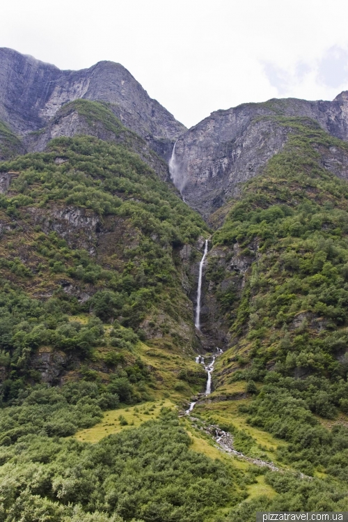 Cruise on the Sognefjord