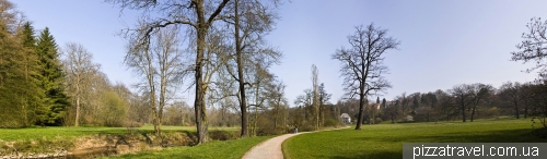 Park on the Ilm river in Weimar