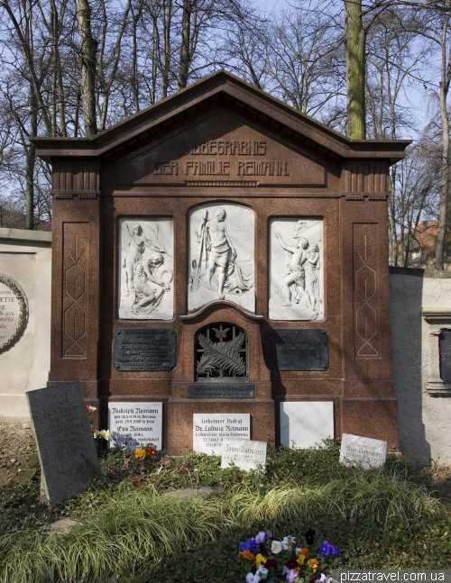 Historical cemetery in Weimar