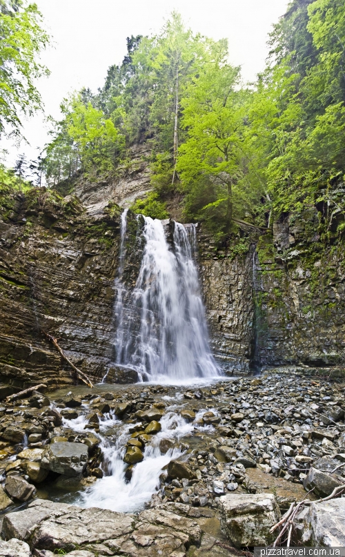 Manyava Falls