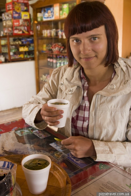 Before climb uphill we drink coca tea