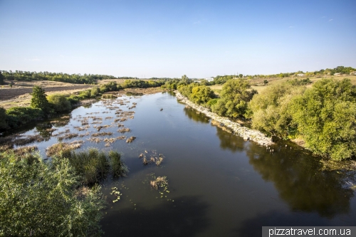 Canyon of the river Sinyuha