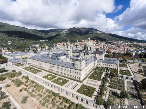 El Escorial - monastery and castle