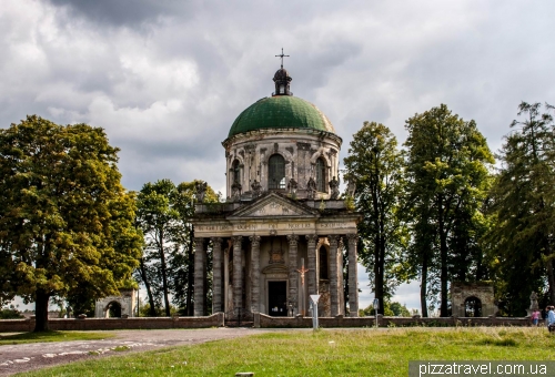 Vozdvyzhennya Church