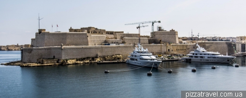 Senglea