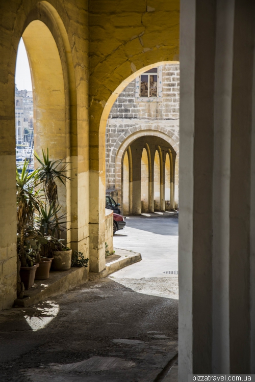 Senglea