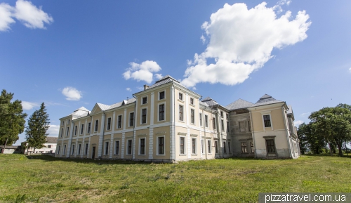 Vyshnivets Palace