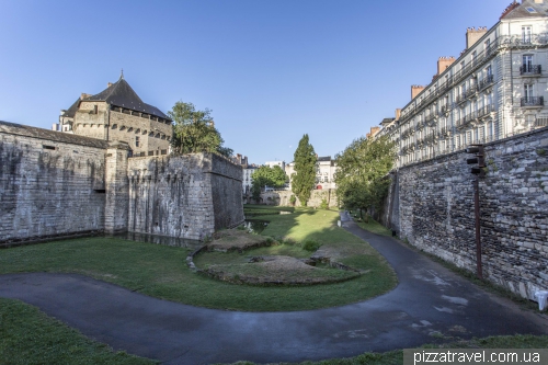 Nantes