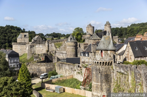 Fougeres