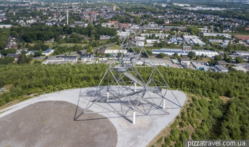 Tetrahedron in Bottrop