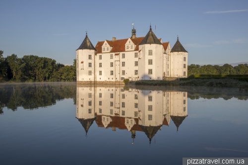 Gluckburg Castle