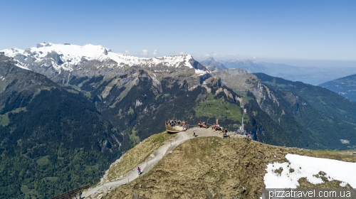 Männlichen mountain and hike to Kleine Scheidegg