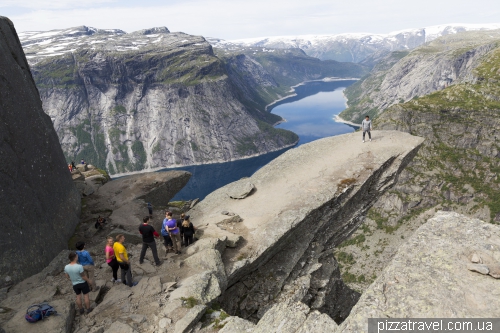 Troll Tongue (Trolltunga)