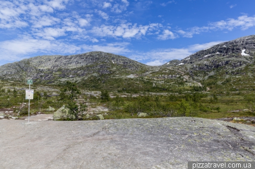 Troll Tongue (Trolltunga)