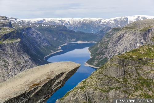 Troll Tongue (Trolltunga)