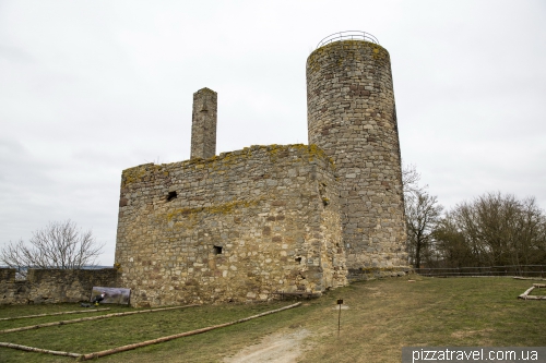 Руїни Фолькмарсен (Kugelsburg Volkmarsen)