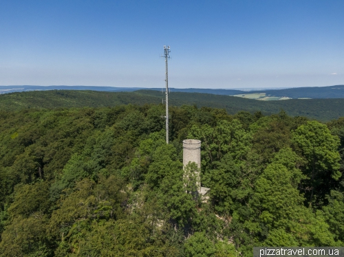 Ancient Corals and Ith Tower