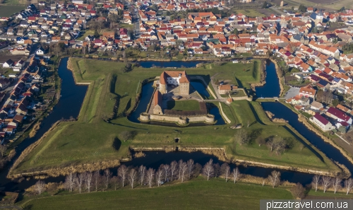 Замок Хельдрунген (Burg Heldrungen)