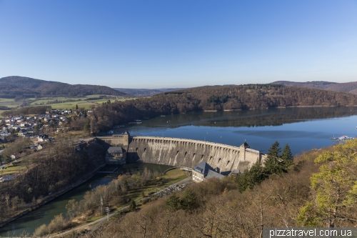 Dam on Lake Eder