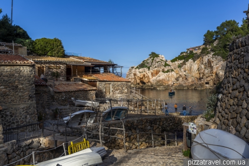 Deia Cove and beach (Cala Deia)