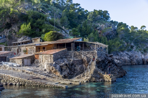 Deia Cove and beach (Cala Deia)