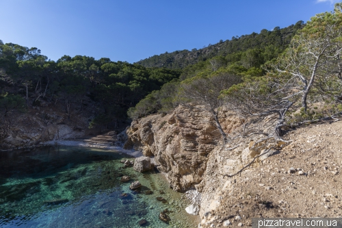 Monjo Beach (Cala d'en Monjo)