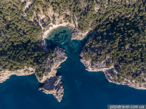 Monjo Beach (Cala d'en Monjo)