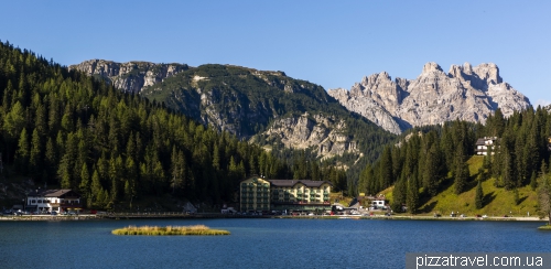 Озеро Мізуріна (Lago di Misurina)