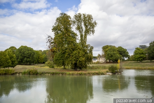 Замок Борегар (Chateau de Beauregard)