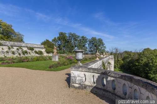 Valencay Castle (Chateau de Valencay)