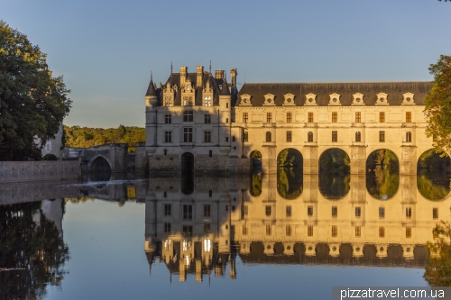 Замок Шенонсо (Chateau de Chenonceau)