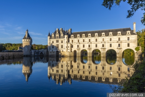 Замок Шенонсо (Chateau de Chenonceau)