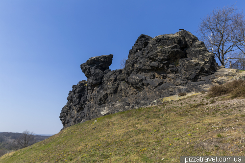 Скелі Гегенштайн (Gegenstein) біля Балленштедта