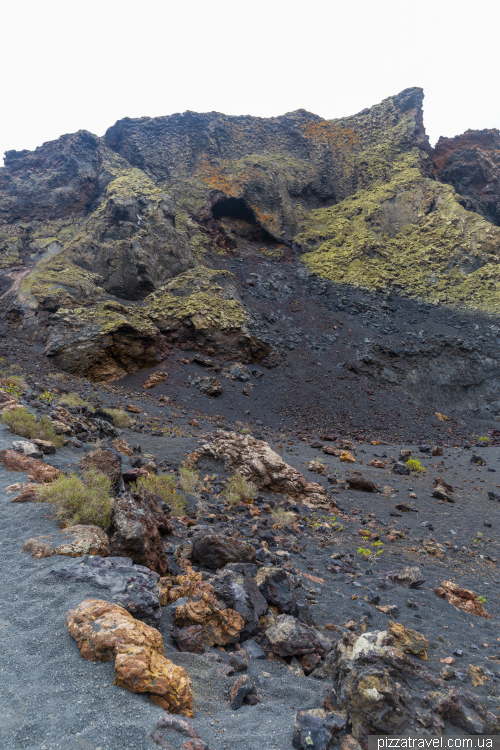 Вулкан Ель-Куерво (Volcan El Cuervo)