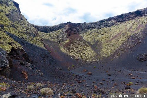 Вулкан Ель-Куерво (Volcan El Cuervo)