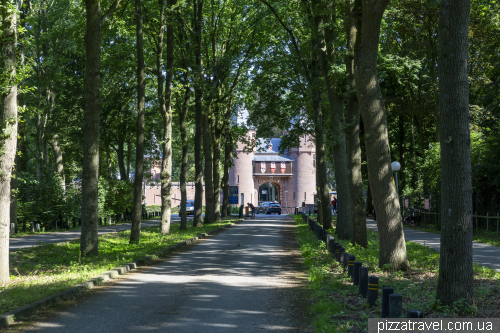 Замок Де Хаар (Kasteel de Haar)