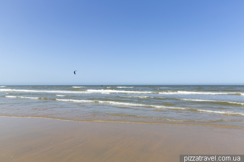 Пляж у Зандворті (Zandvoort)