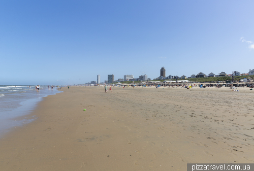 Пляж у Зандворті (Zandvoort)