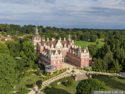 Palace and park in Bad Muskau