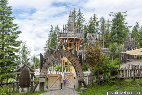 Детский парк Еловый замок Розенальм (Fichtenschloss Rosenalm)